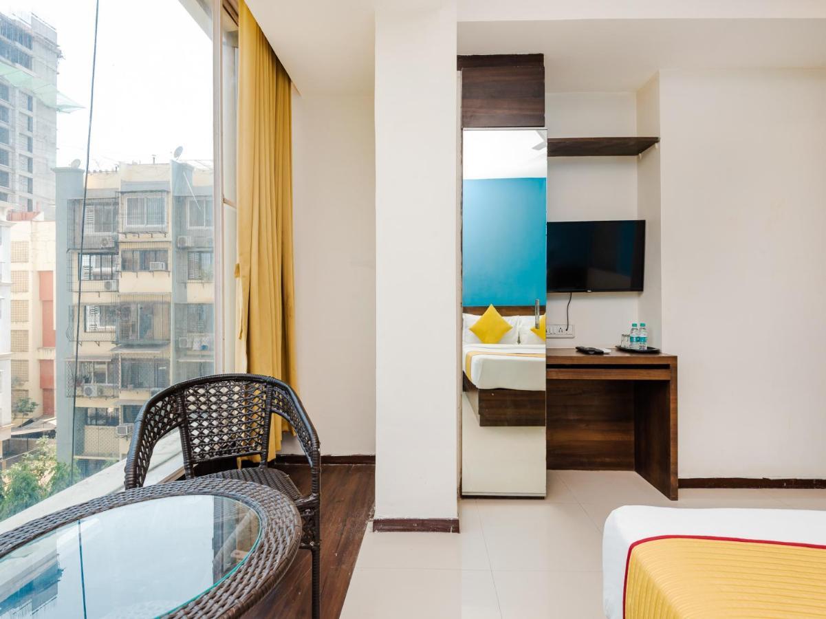 Hotel Aura - Near Malad Link Road Gorai Kültér fotó